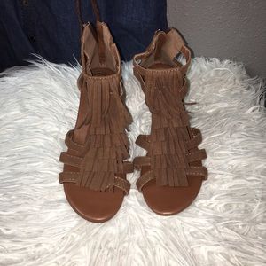 Very Cute Brown Native Fringe Small wedge Sandal